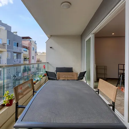 Stunning 3br With 2 Private Terraces In B'kara By 360 Estates Daire Birkirkara