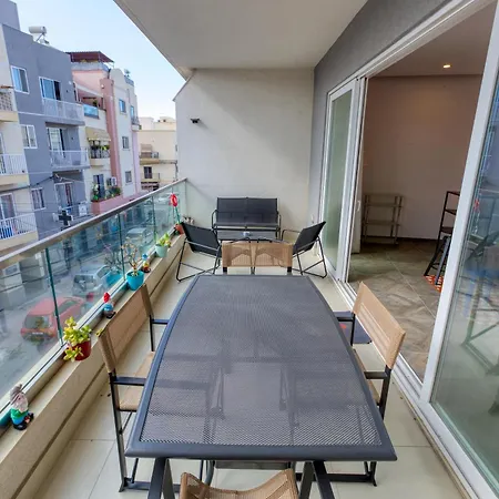 Stunning 3br With 2 Private Terraces In B'kara By 360 Estates
